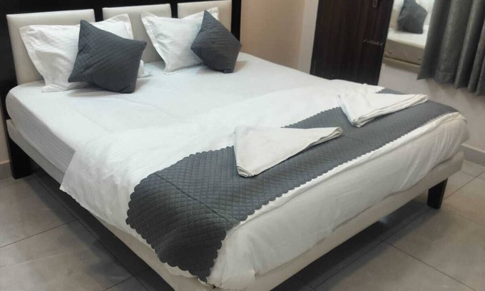 Tiruchanur Hotel | NC Homestays