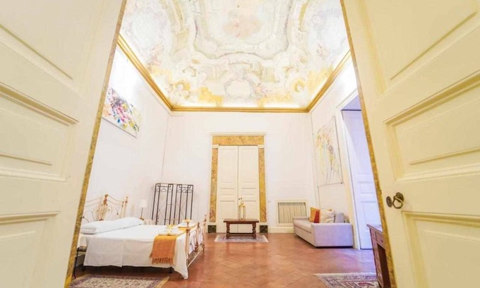 Montecalvario Apartment | Neapolitan House - Culture Apartament