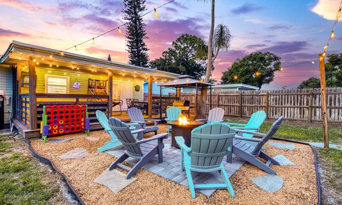 North River Shores House | Near Beach-Town|King Bed|Kids Rm|Games|BBQ|Dogs OK
