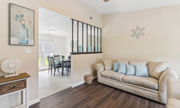 Piney Green House | Near Camp Lejeune: Jacksonville Getaway