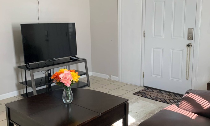 Saint Claude Apartment | Near French quarter nice two bedroom +