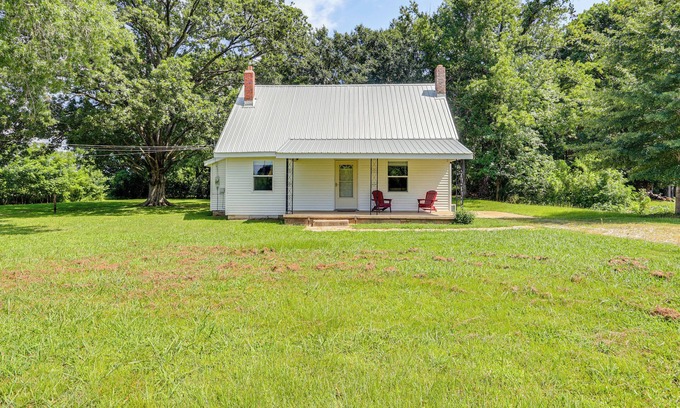 Jackson House | Near Hiking & Historic Sites: Jackson Home w/Yard