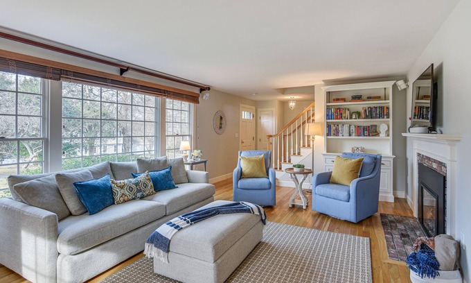 Teaticket House | Near Parks & Dining: Expansive Falmouth Retreat!