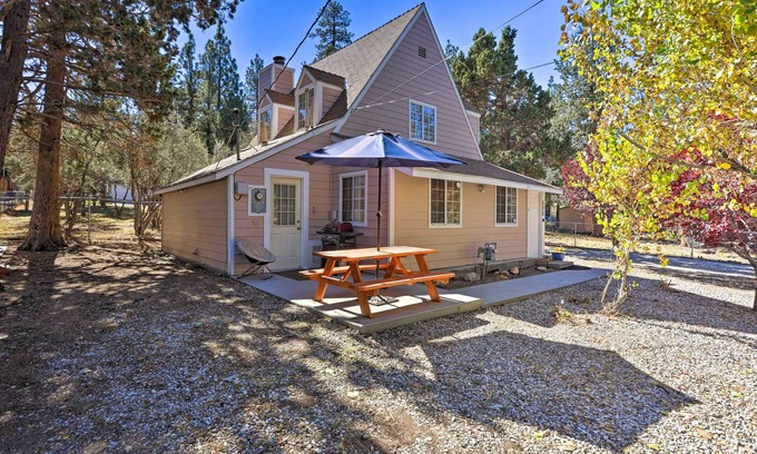 Big Bear City Cottage | Near Skiing: 'The Knotty Pine Cottage' in Big Bear
