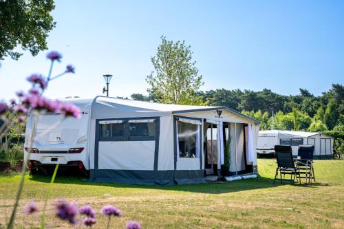 Oberdorla Apartment | Neuer Wohnwagen Nr 13 mit Top-Ausstatung und Vorzelt