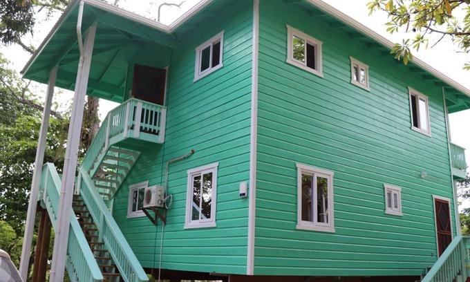 Lawson Rock Apartment | NEW - 1BR Beachfront Apartment Ideally Situated w/ Free WI-FI