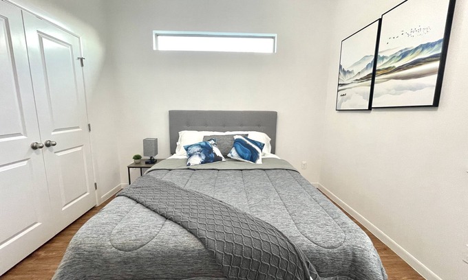 McAllen Apartment | NEW! 5 min from Mall, Airport, and Dinning!
