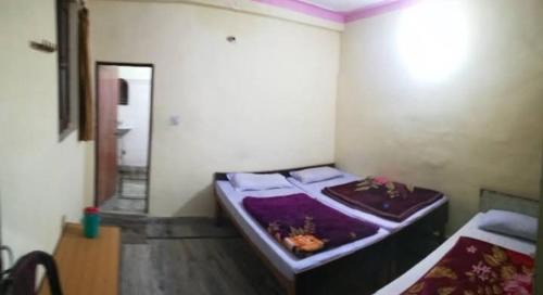 Kedarnath Hotel | New Agra Bhawan