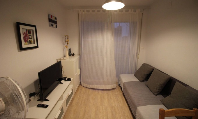 Torrevieja Apartment | New appartment close to center and the beach, Free WiFi