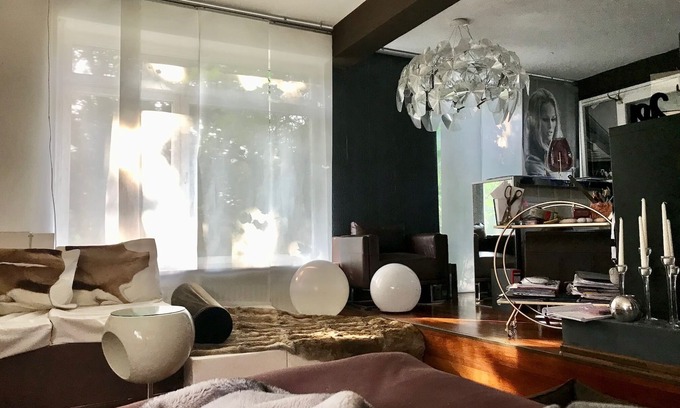 Munchen District House | New ✨: Artist's house with chalet and terrace 15 minutes from Munich city center