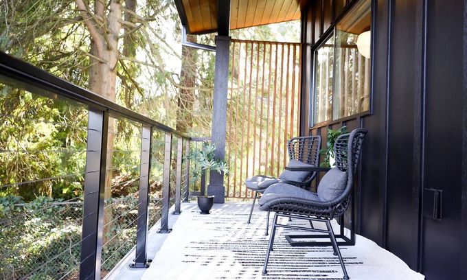 Downtown Vancouver House | New Beautiful Home - Next to DT! 3BD, 2.5BATH