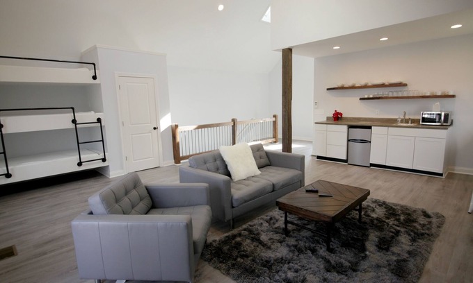 Old Louisville House | New. Clean and affordable!