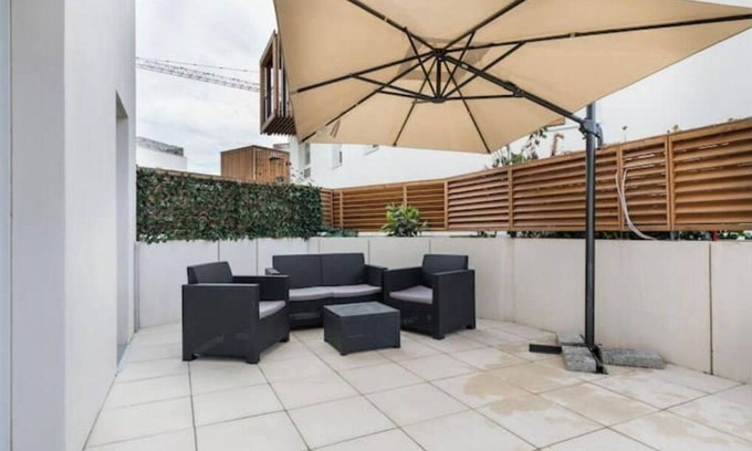 Romainville Apartment | New condo, Quiet, Bright, Terrace, Free Parking