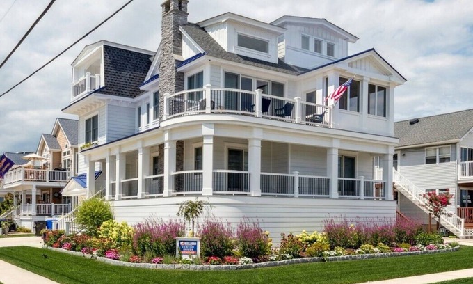 Avalon House | New construction, single-family home boasts 5 bedrooms and 5.2 baths, offering luxury and comfort