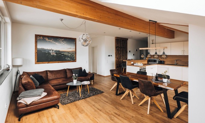 Berghof Condo | New dream apartment with views over the Bannwaldsee in the Allgäu mountains.