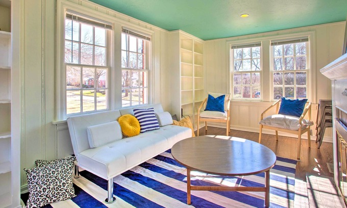 Cleveland UCD House | NEW! Grand & Stylish OKC House w/ Seasonal Pool!