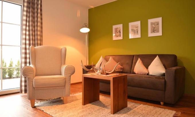 Bolsterlang Apartment | NEW holiday apartment "wiesenBLICK" in Alpenhaus Steiner, directly at the ski slope <3