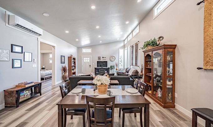 Rexburg House | New House located 15 mins from BYUI & Heise Hot Springs. Kelly Canyon nearby.