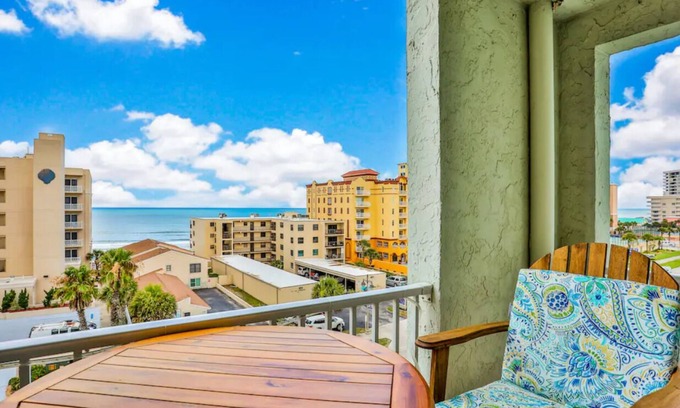 Port Orange Condo | NEW! IncredibleViews, 2 bdrm, w/balcony!