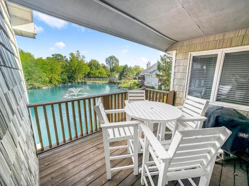 Kelleys Island House | New! Kelleys Island Condo