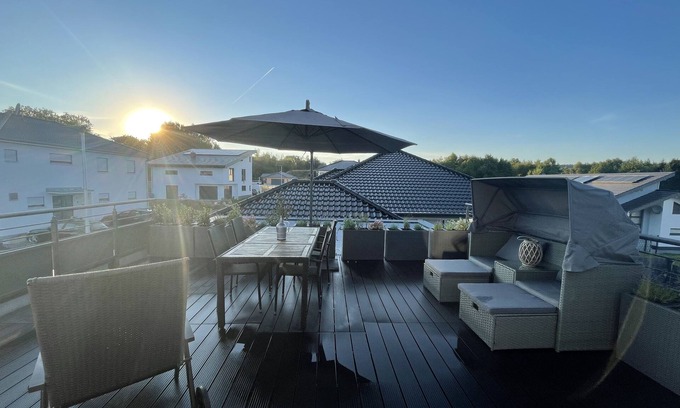 Ulmen Condo | ☆NEW l ☆Lake view l ☆NETFLIX l ☆BOXSPRINGBED l ☆NESPRESSO l Terrace l 82m2