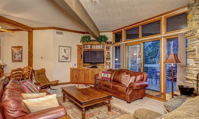 Deer Valley Apartment | NEW LISTING! Powder Run B21 ( 3 Bedroom condo )