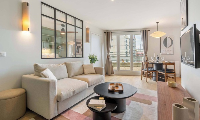 Necker Apartment | New loft with terrace & jacuzzi near Montparnasse