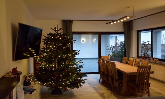 Gieselwerder House | New - Luxury holiday home with large balcony, sauna and bar