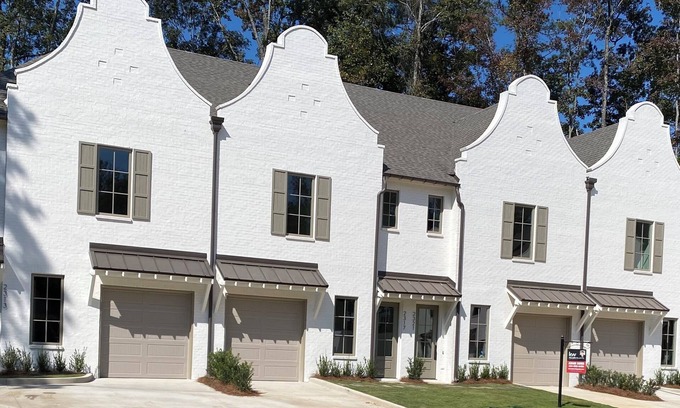 Auburn - Opelika House | NEW Luxury Townhome in prestigious Moores Mill area of Auburn, AL!