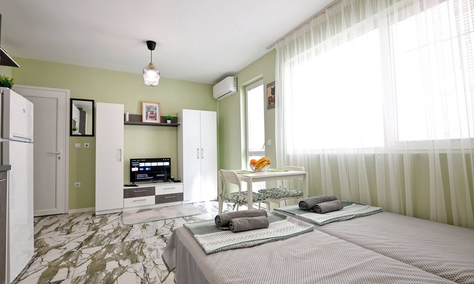 Hristo Botev Apartment | New Modern 1 bedroom with private parking