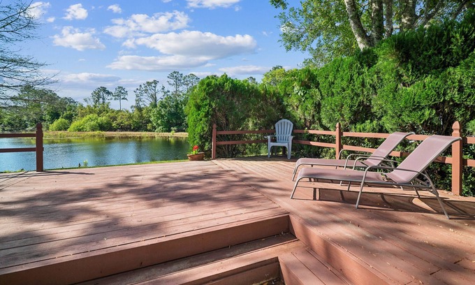 Southside House | NEW! Pondside Perch - Your Waterfront Retreat