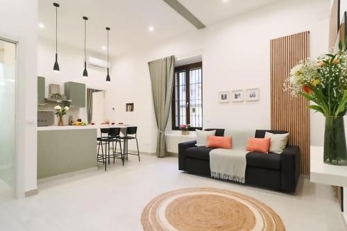 Como Apartment | New private apt in Como whit A-C Comfort - Elegant - Comfortable