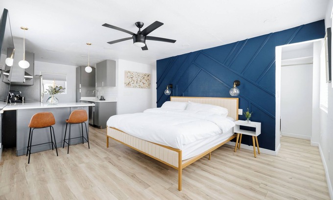 North Mountain House | New Renovated Private Studio