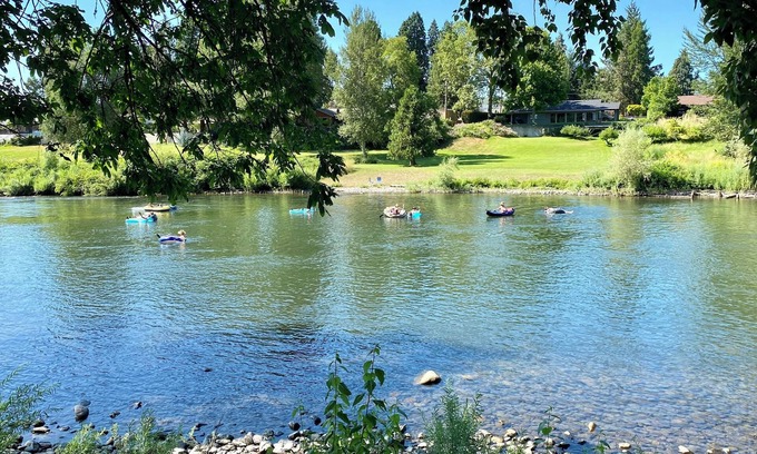 Grants Pass House | New Riverfront Retreat Home on 1 Acre - WiFi, A/C, Covered Deck and Spa