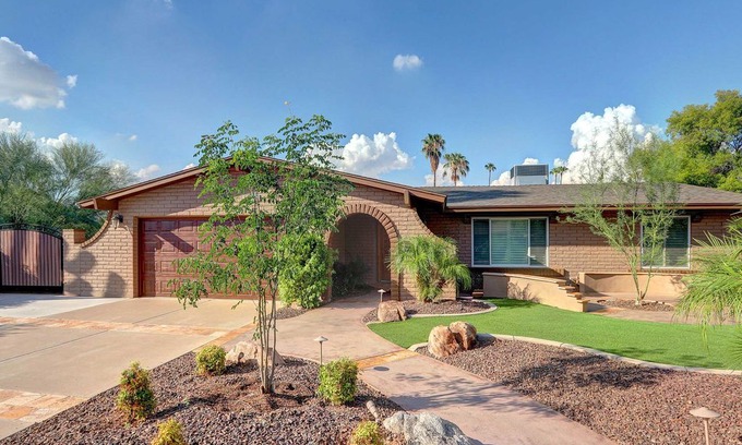 Norma Estates House | NEW! Scottsdale House w/ Pool - 5.6 Miles to TPC!