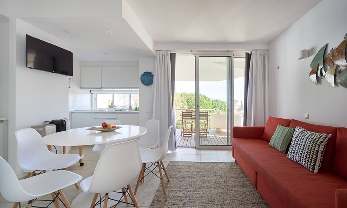 Cabanas House | NEW! Seaview Apartment with Lovely Terrace in Resort (Wi-Fi)