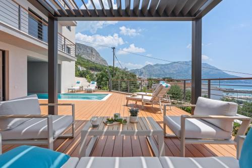 Duce Villa | NEW Seaview Villa Calma with Jacuzzi, Media room