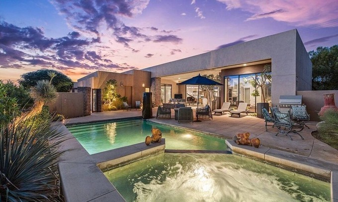Bermuda Dunes House | New! Stunning Modern Desert Retreat