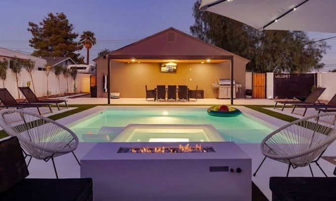Coronado House | NEW! The Hoover House - Pool, Spa, BBQ, Fire Pit