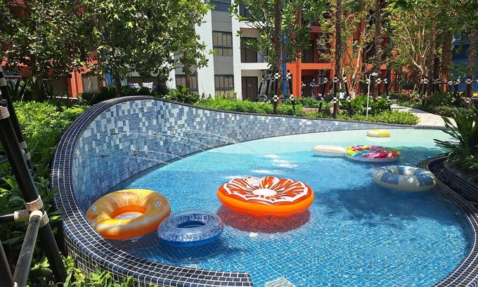 Khao Takiab Condo | NEW vibrant and festive 1-bedroom condo in the heart of Hua-Hin