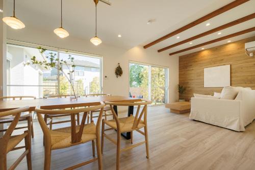 Yawatano Villa | New Villa Natural J 伊豆高原 城ヶ崎海岸