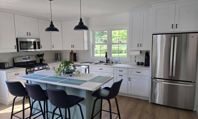 Frontier Apartment | New Waterfront – Less than 10 Min to Hillsdale College