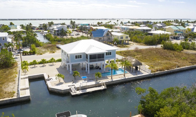 Little Torch Key House | Newer Construction Private Luxury Waterfront Home w/Heated Pool