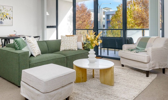 Kingston Apartment | Newly Furnished 2BR Apt in Kingston Foreshore