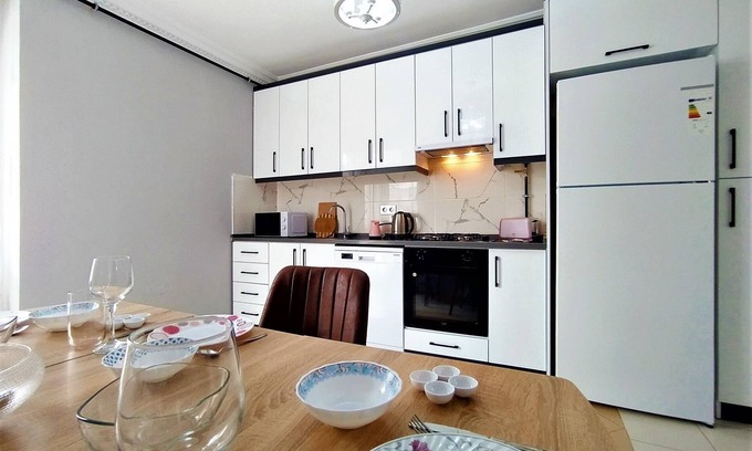 Antalya City Centre Apartment | Newly Furnished Flat in the Heart of Antalya