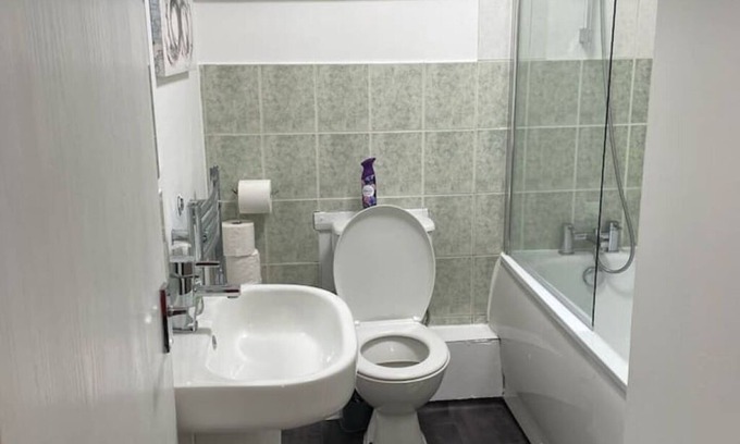 Bradley Stoke House | Newly Refurbished 3-Bedroom Home in Bradley Stoke