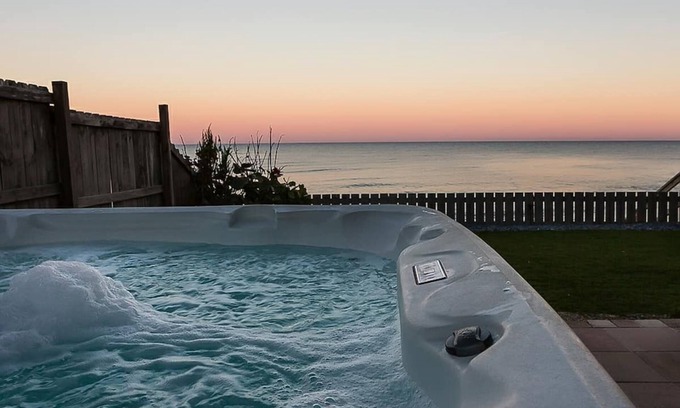 Ponte Vedra Beach House | Newly Remodeled Beach Home close to shops, restaurants, boating, fishing & golf!