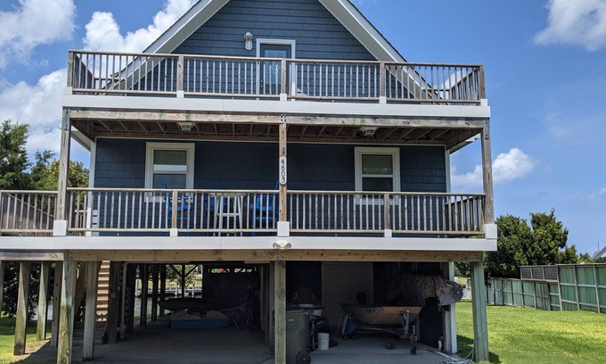 Nags Head House | Newly remodeled, 4 bedroom, spacious, home located right on the water