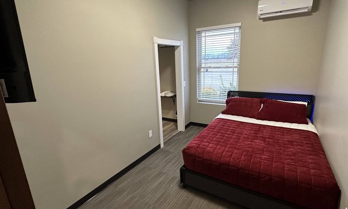 Mattoon Hotel | Newly Remodeled! B2 - Two Room Suite, King & Queen