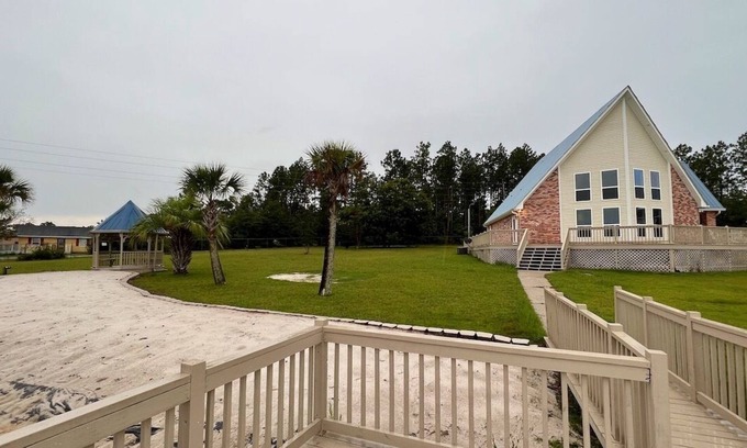 Saucier House | Newly remodeled house on the lake! Private beach! Near the Gulf of Mexico